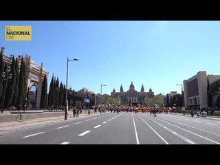VOX no aconsegueix omplir l'avinguda de la reina Maria Cristina