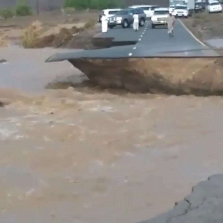 Ras Al Khaimah road destroyed after heavy rainfall