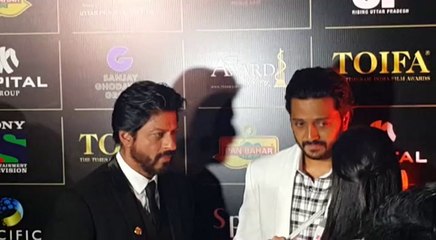 Shah Rukh Khan arrives at Toifa technical awards in Dubai