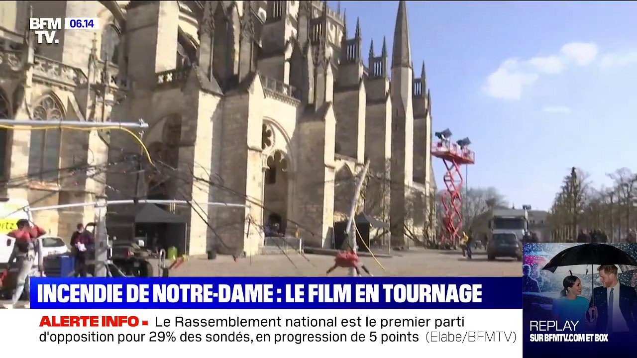 Le tournage du prochain film de Jean-Jacques Annaud, "Notre-Dame brûle", a commencé à Bourges