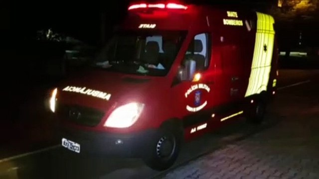 Idosa cai dentro de banheiro e é socorrida pelo Siate