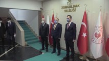 ZONGULDAK - Çanakkale'de 18 Mart'ta göndere çekilecek ay yıldızlı bayrak Zonguldak'a ulaştı