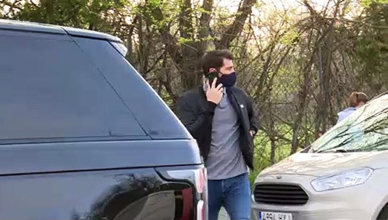 Primeras imágenes de Iker Casillas tras la noticia de su separación dada por LECTURAS