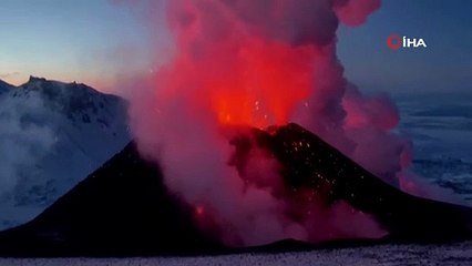 Rusya'daki yanardağ patlaması buzulları eritmeye başladı