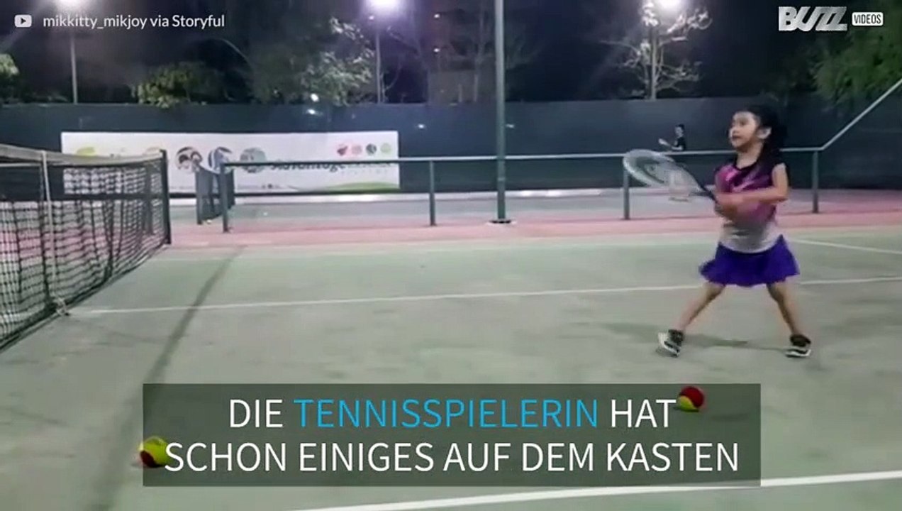 4-Jährige mit beeindruckendem Tennis-Talent