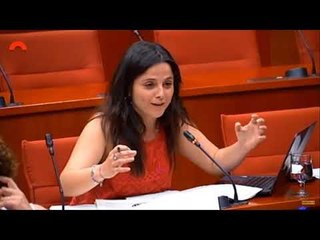 El enfado de Florentino Pérez ante las preguntas de Maria Sirvent (CUP)