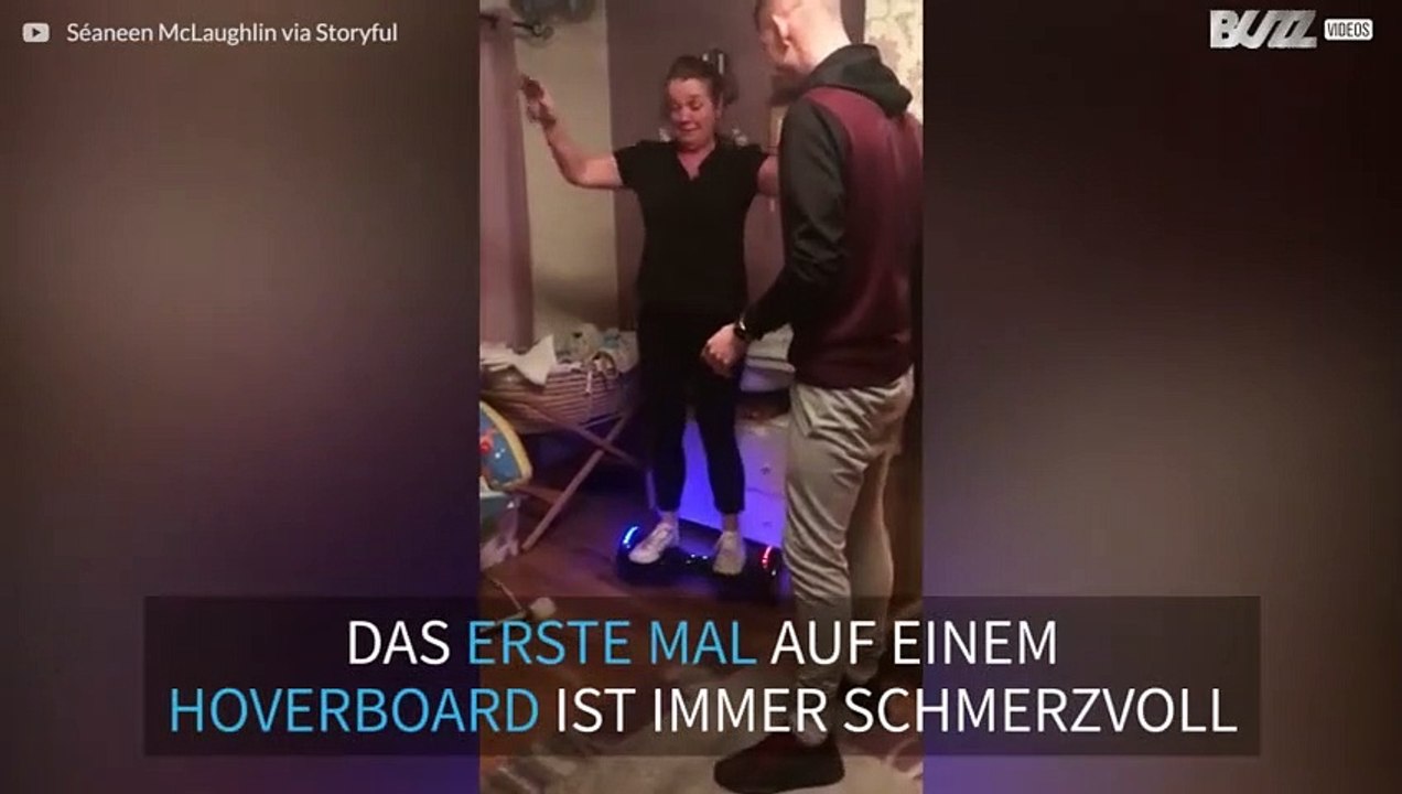 Der erste Versuch auf einem Hoverboard ist immer schmerzvoll