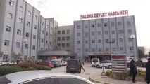 Son dakika haberleri! Kovid-19'dan yattıkları hastaneden yeni doğan bebeğiyle çıkan baba 