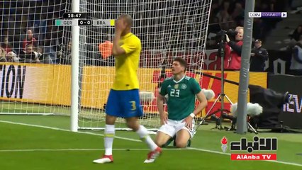 البرازيل تهزم ألمانيا في برلين وتستعيد جزء من كبريئاها