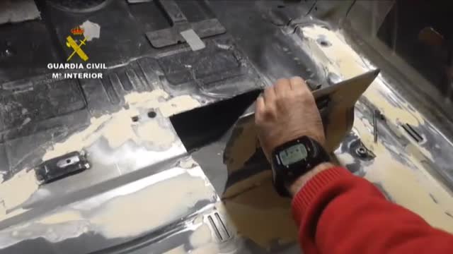 Desmantelado en Ávila el mayor taller clandestino de España dedicado a fabricar dobles fondos