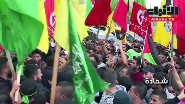 تشييع فلسطيني قتل برصاص جنود اسرائيليين عقب اشتباك مع مستوطنين في الضفة الغربية