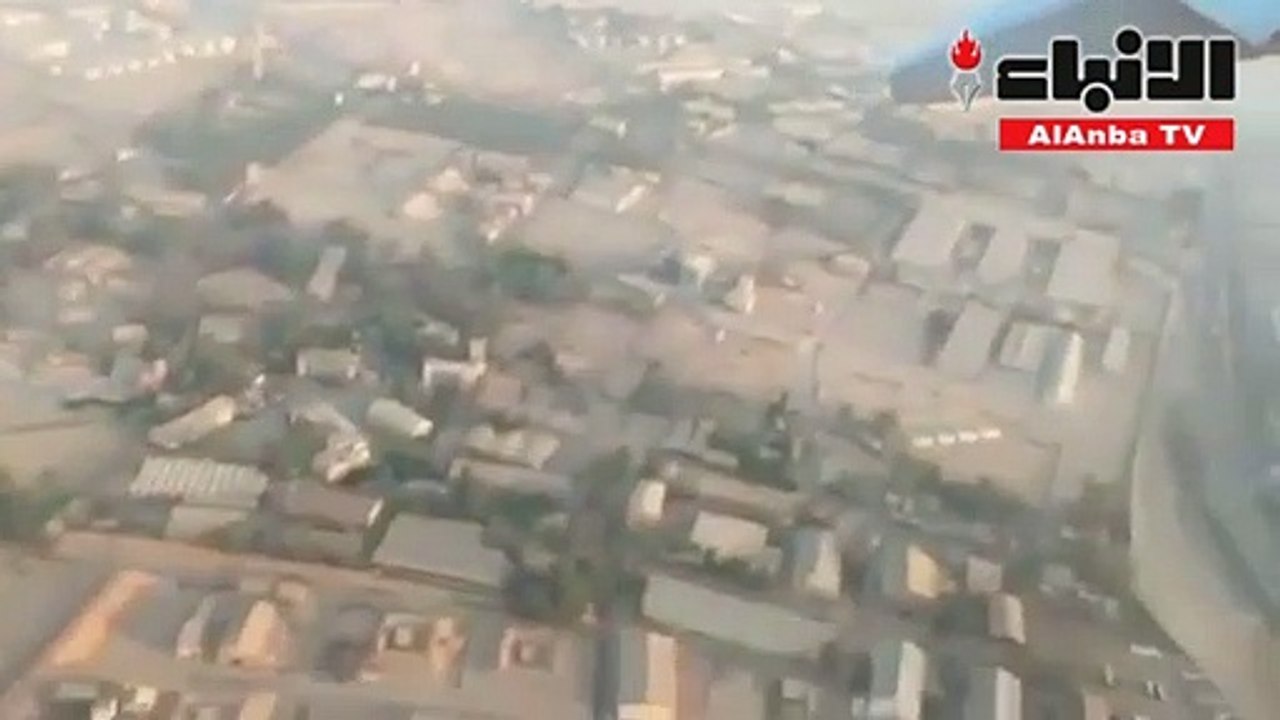 ثعبان يجبر طائرة مصر للطيران القادمة للكويت على...