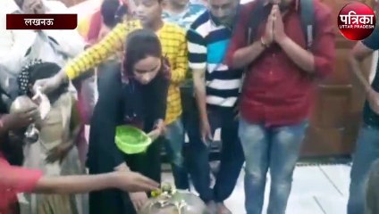 शिवपूजा करने पहुचे स्वतंत्र देव