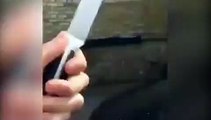 مجرم يصور لحظة مطاردته المجني عليه بسكين (فيديو) - جي بي سي نيوز (1)