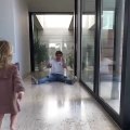 أخبار أتلتيكو مدريد_ جريزمان وطفلته يثيران الإعجاب على انستجرام - فيديو - سبورت 360 عربية