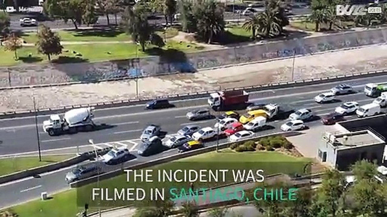 Thoughtless driver causes massive tailback on freeway