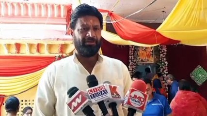पूर्व केंद्रीय मंत्री व शहर अध्यक्ष कांग्रेस ने पंचमुखी महादेव मंदिर पर किया अभिषेक