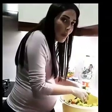 بالفيديو - سيرين عبد النور تستعرض هدية زوجها المميزة