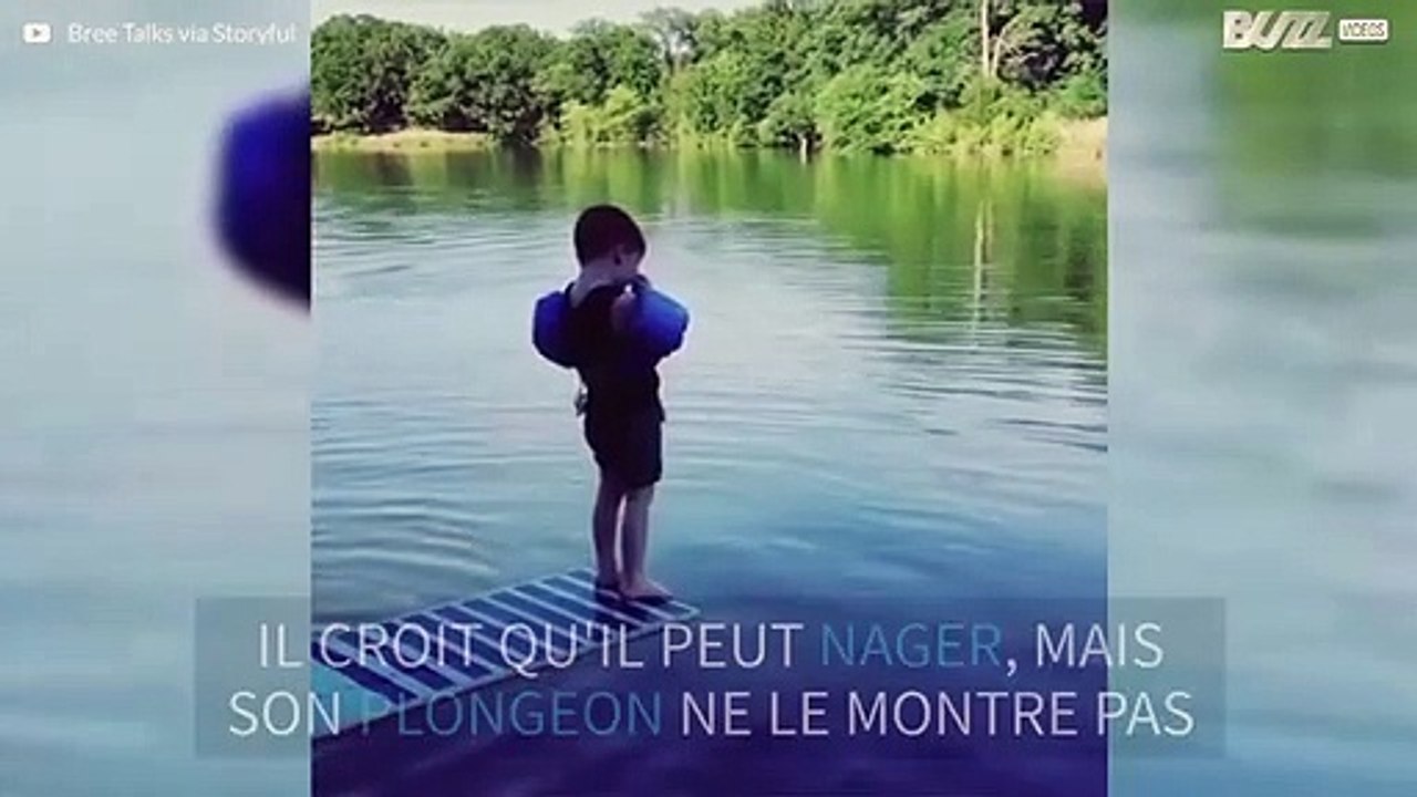 Échec: ce petit garçon fait un plat en plongeant dans une rivière