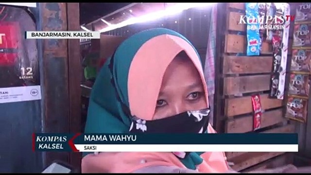 Kanopi Terbang Diterjang Angin Puting Beliung Hingga Menimpa Sejumlah Ruko
