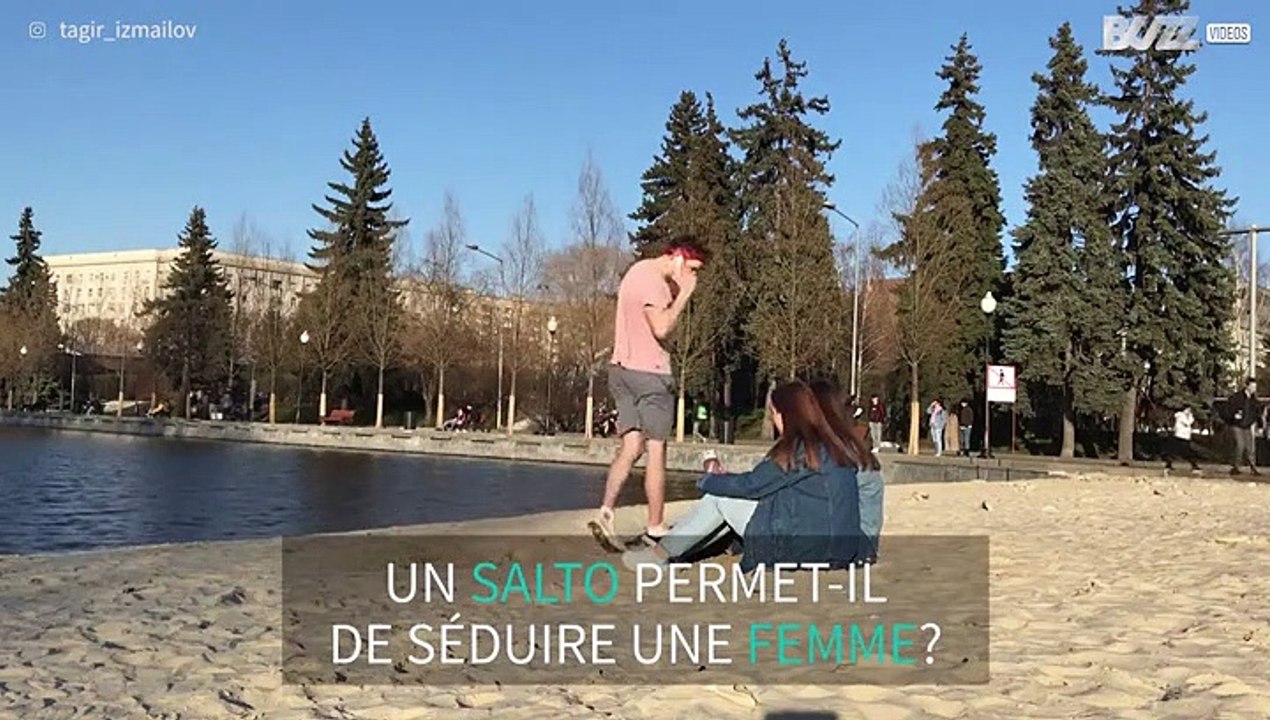 Une technique de drague étrange...