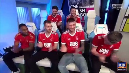 Video herunterladen: محمد صلاح جماهير ليفربول بعنا كونتينهو لكن مازال لدينا صلاح وماني mohamed salah