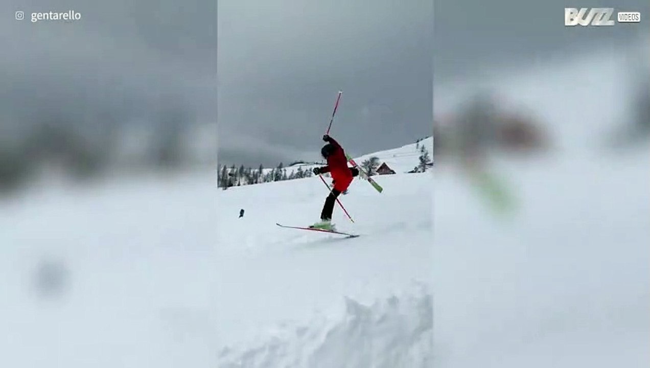 Ski: il rate son saut et se retrouve enfoui dans la neige!