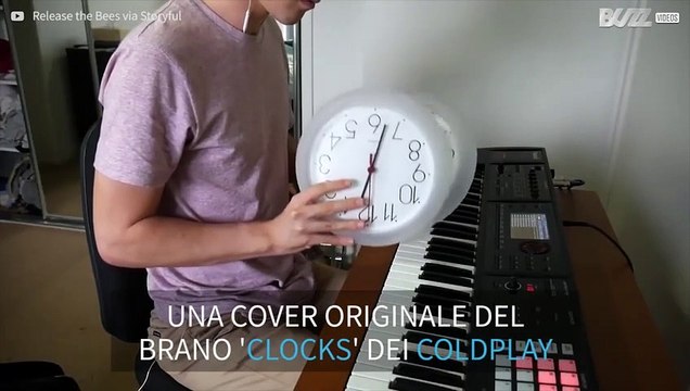 Musicista suona 'Clocks' dei Coldplay usando degli orologi