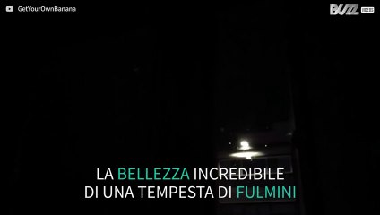 Impressionante tempesta di fulmini filmata in slow-motion