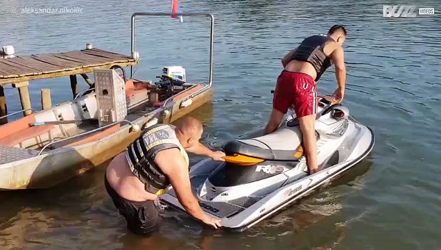 Quando due persone sono troppo per una moto d'acqua