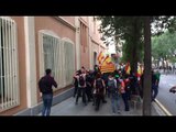 Gràcia: Els unionistes intenten avançar i un cordó dels Mossos ho impedeix
