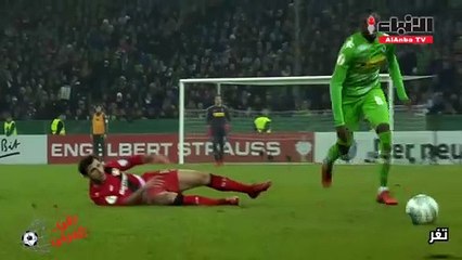 تغريم مدرب ليفركوزن بسبب "التمثيل"