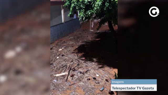 Chuva e destruição em Alegre, no interior do Espírito Santo