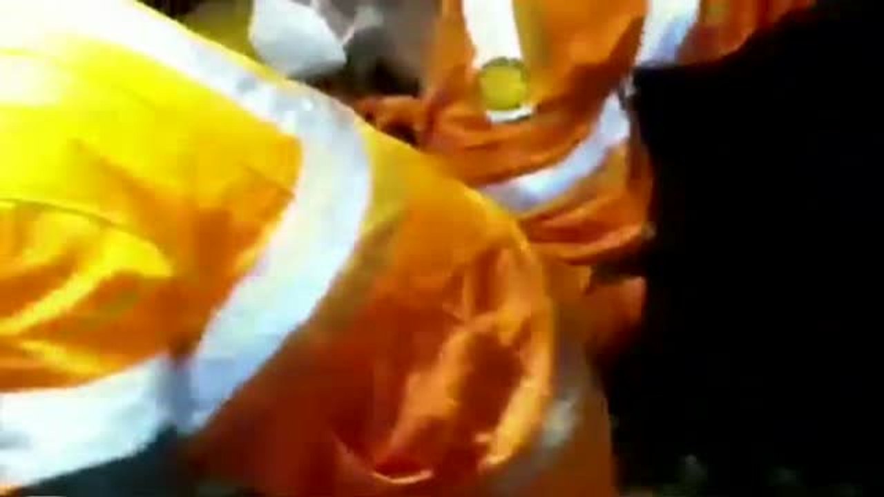 Niños y padres entre los 27 fallecidos en un accidente de autobús en la isla indonesia de Java