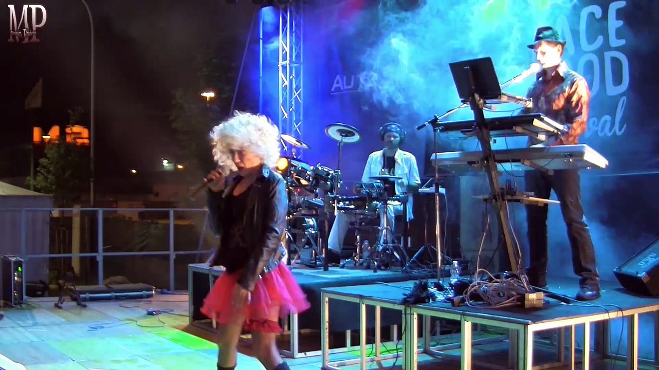 Madonna Tribute, Virgin Band - Medley (Into The Groove, Holiday, Lucky Star)