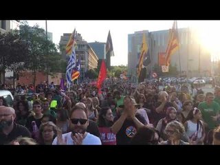 Multitudinària manifestació a Sabadell per demanar l'alliberament dels CDR empresonats