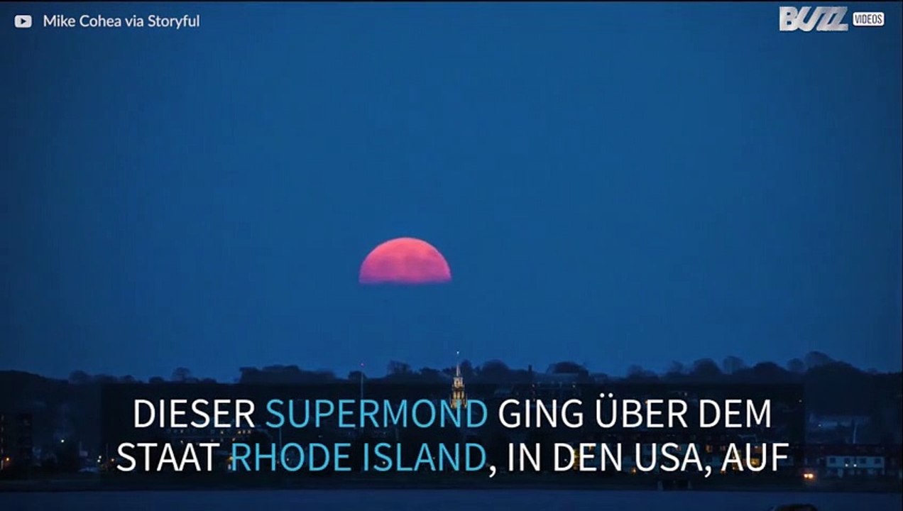 Fesselnder Supermond über Rhode Island