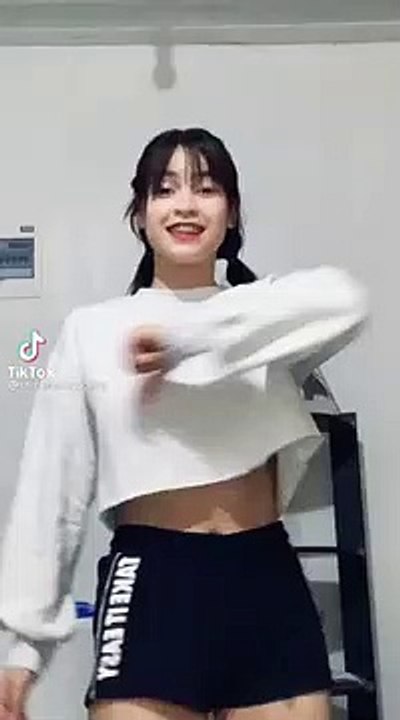 tiktok. cris alvares opsss