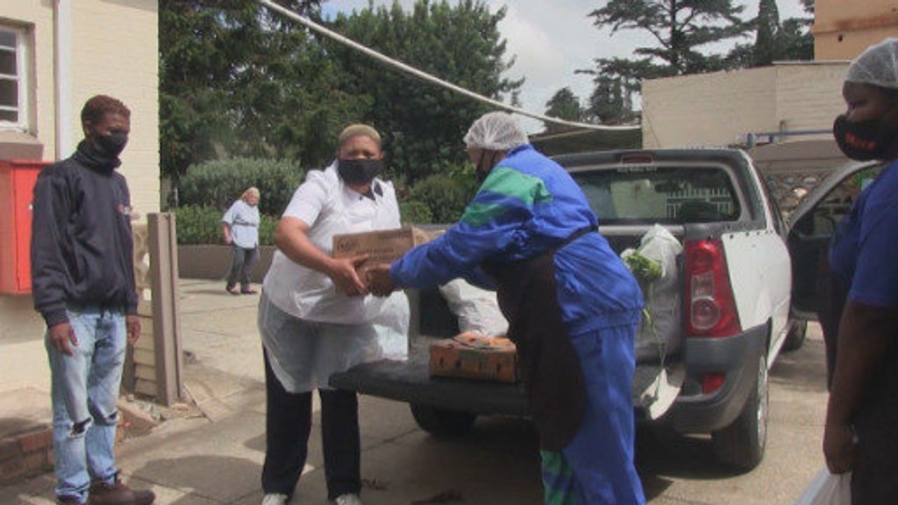 Südafrika: Hilfe für Hungernde in der Pandemie