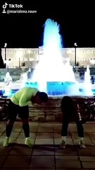 Survivor: Μαριαλένα - Σάκης: Στο κέντρο της Αθήνας, χορεύοντας σε ξέφρενους ρυθμούς