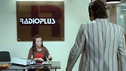 Pot de vin pour un passage radio d'une musique (extrait 3 "Tout le monde il est beau tout le monde il est gentil"