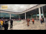 La IMPRESSIONANT imatge de l'aeroport de Barcelona OCUPAT pels manifestants