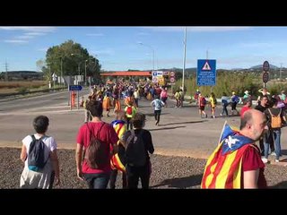 Els 10.000 participants de la Marxa de Girona entren a l'AP-7
