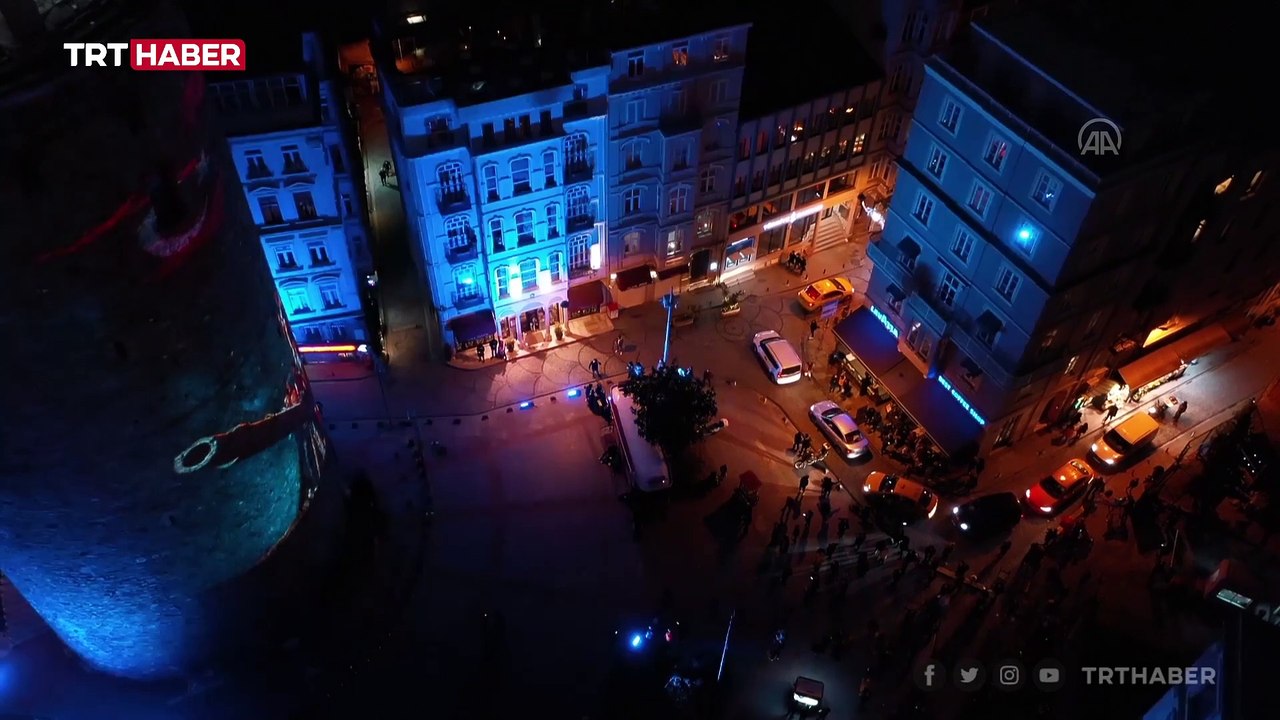 İstiklal Marşı’nın 100. yılına özel Galata Kulesi'nde gösteri