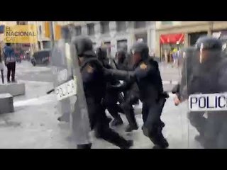 Tensió a la manifestació Via Laietana