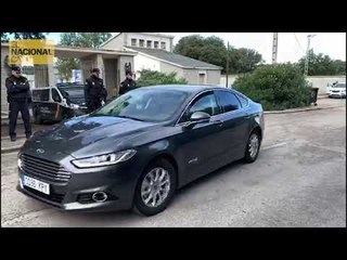 Sale el coche que transportará el cuerpo del dictador Francisco Franco hasta el cementerio