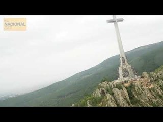 Imatges de l'helicòpter que transportarà el fèretre de Franco