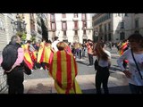 Espanyolistes escridassen a independentistes concentrats a plaça Sant Jaume