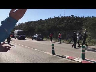 Els Mossos arriben a la zona de l'AP-7 on hi ha el desplegament de Guàrdia Civil