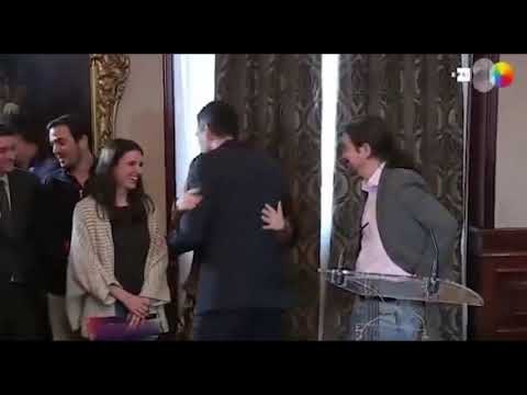 El MOMENTO entre PEDRO SÁNCHEZ y PABLO IGLESIAS que enternece a sus asistentes: Ooooh